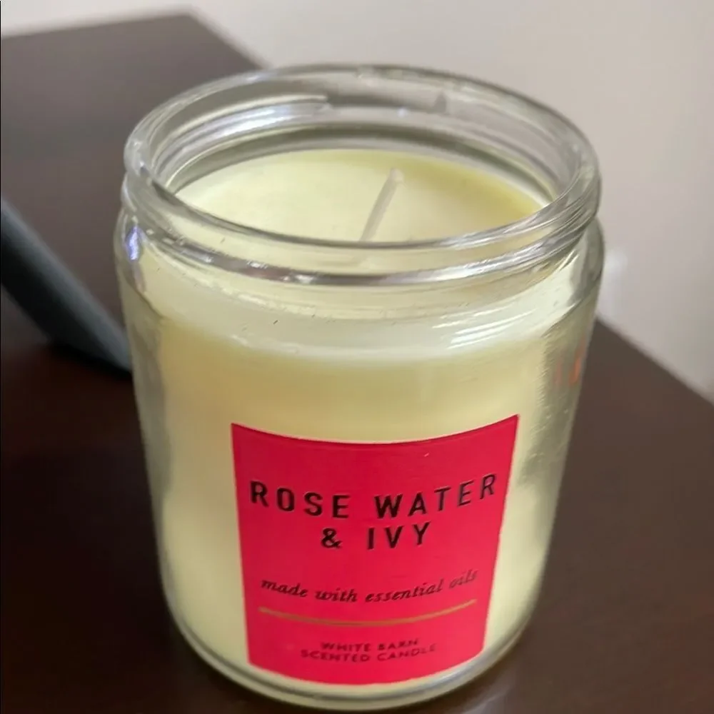 Rose Water & Ivy Candle Bath & Body Works